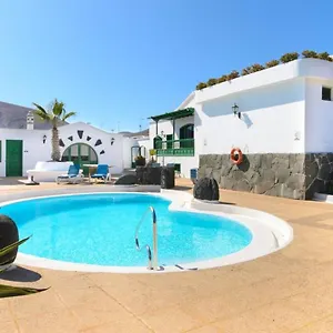 finca-rural-jose-manuel-lanzarote.in-canary-islands.com/